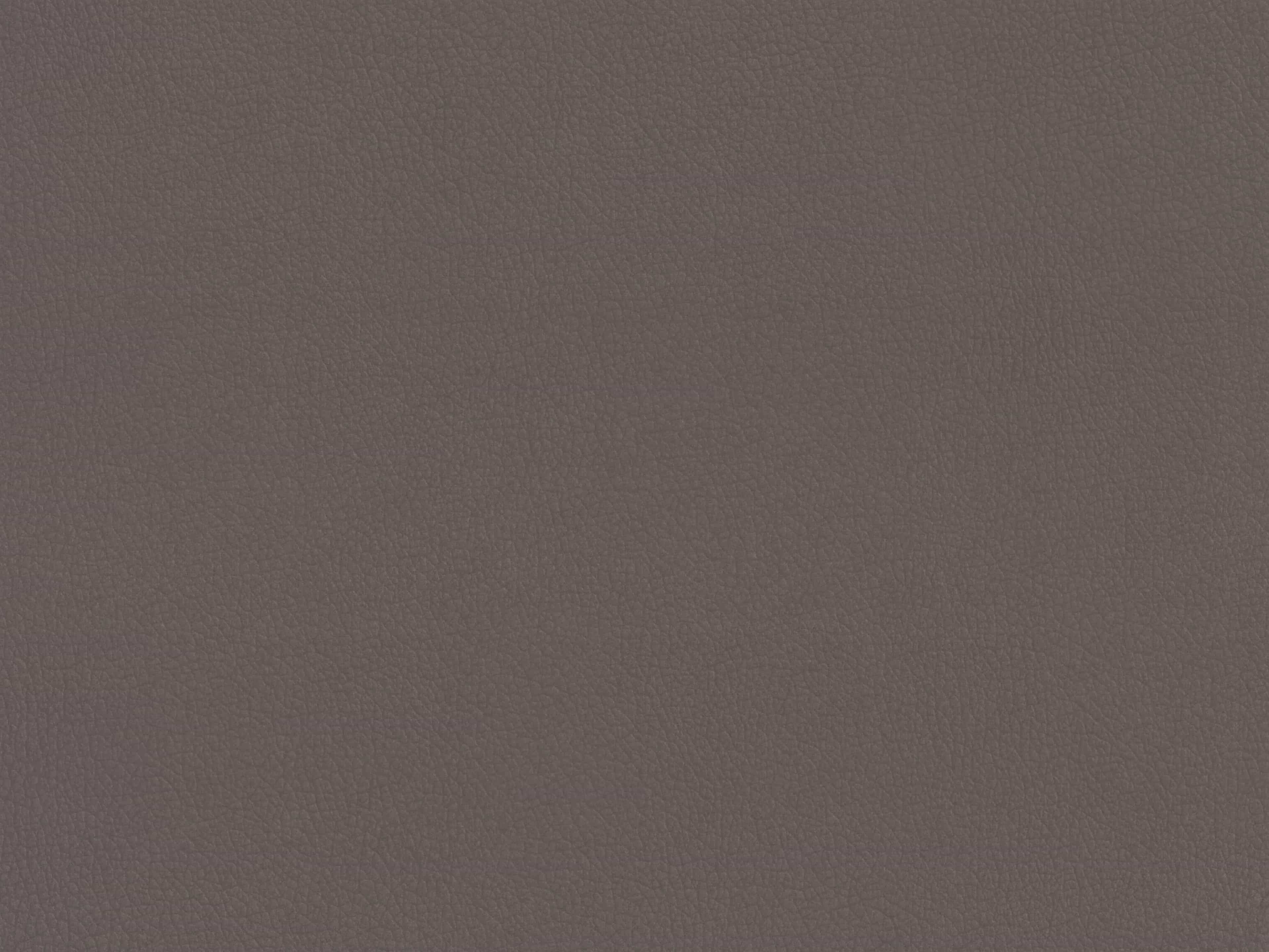 Dunkelbraune Lederoberfläche mit feiner Narbung und gleichmäßiger Texturansicht in Nahaufnahme