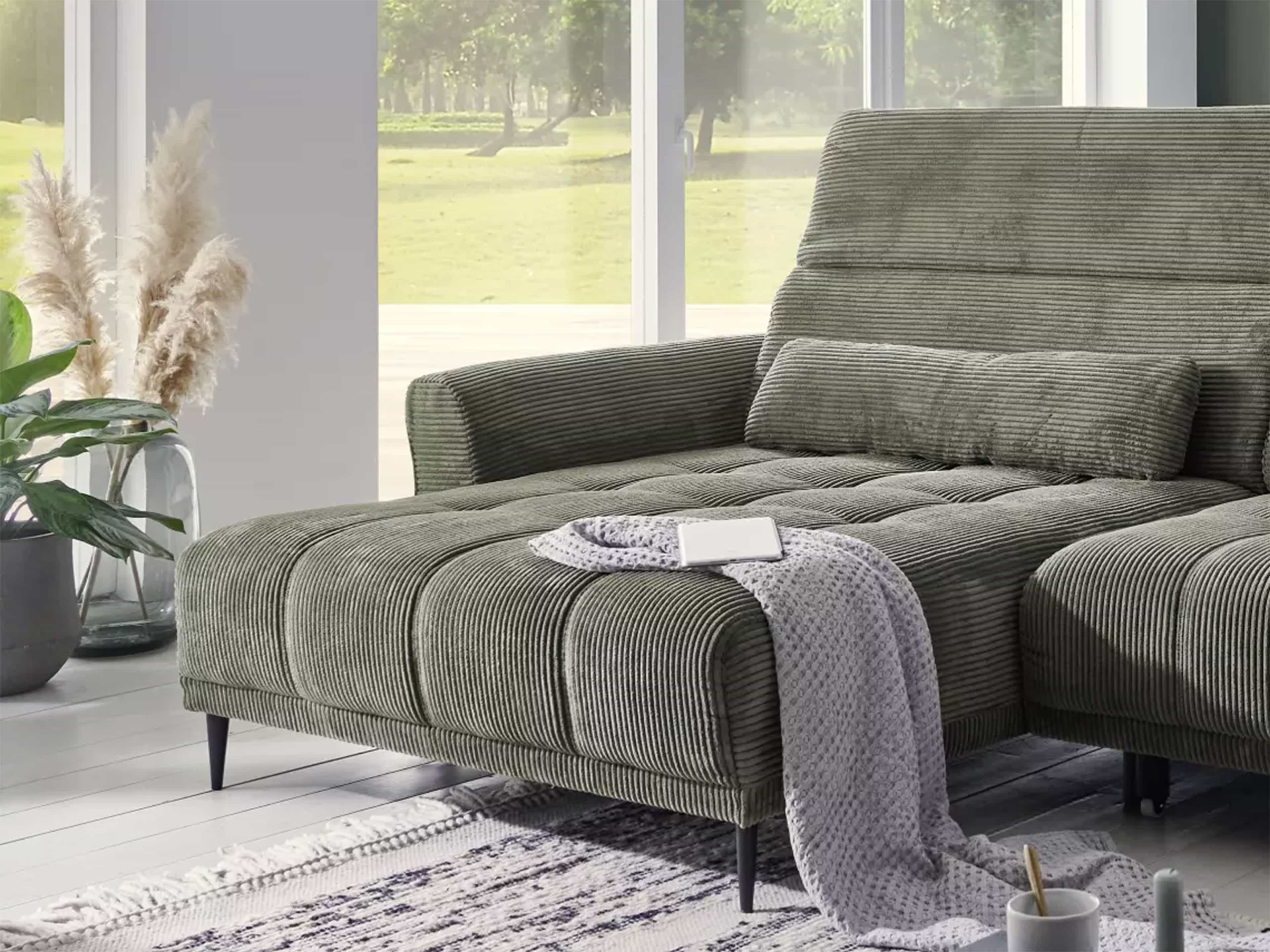 Ecksofa Kabs Polsterwelt mit grünem Cordbezug, Armlehne links, gepolstert, schwarze Füße