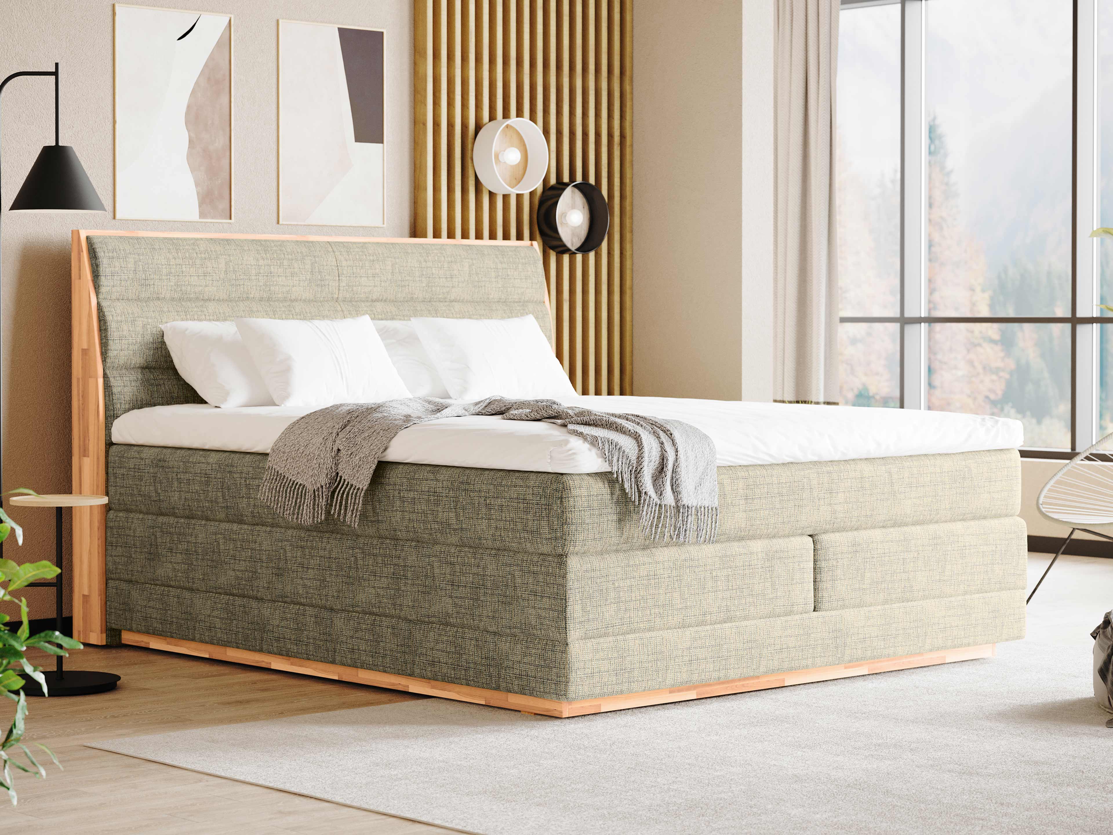 Boxspringbett Kabs mit gepolstertem Stoffbezug in Beige, hohes Kopfteil und Holzrahmen umlaufend
