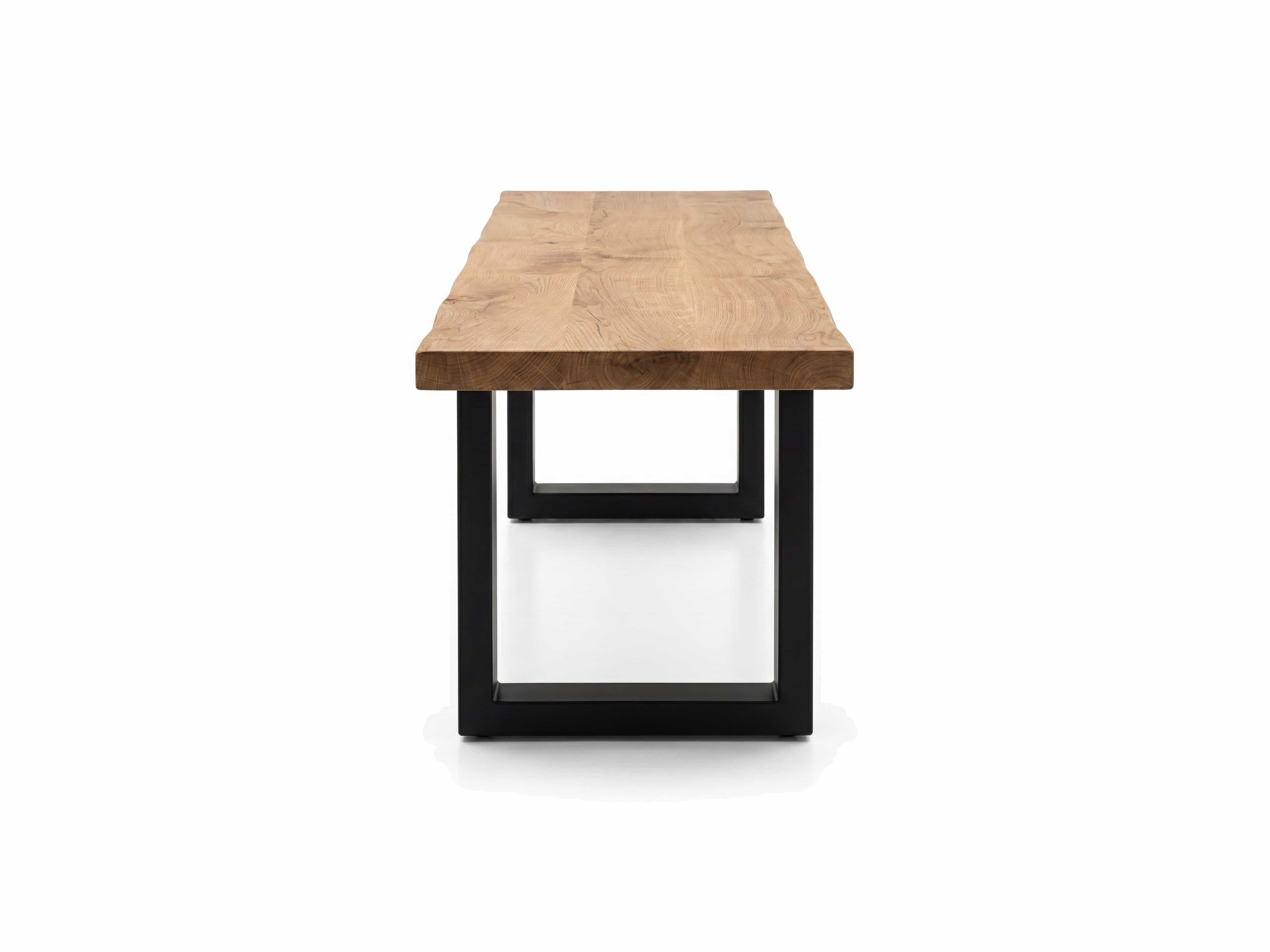 Esszimmerbank mit rechteckiger Sitzfläche aus Holz in Natur und schwarz lackiertem Metallgestell