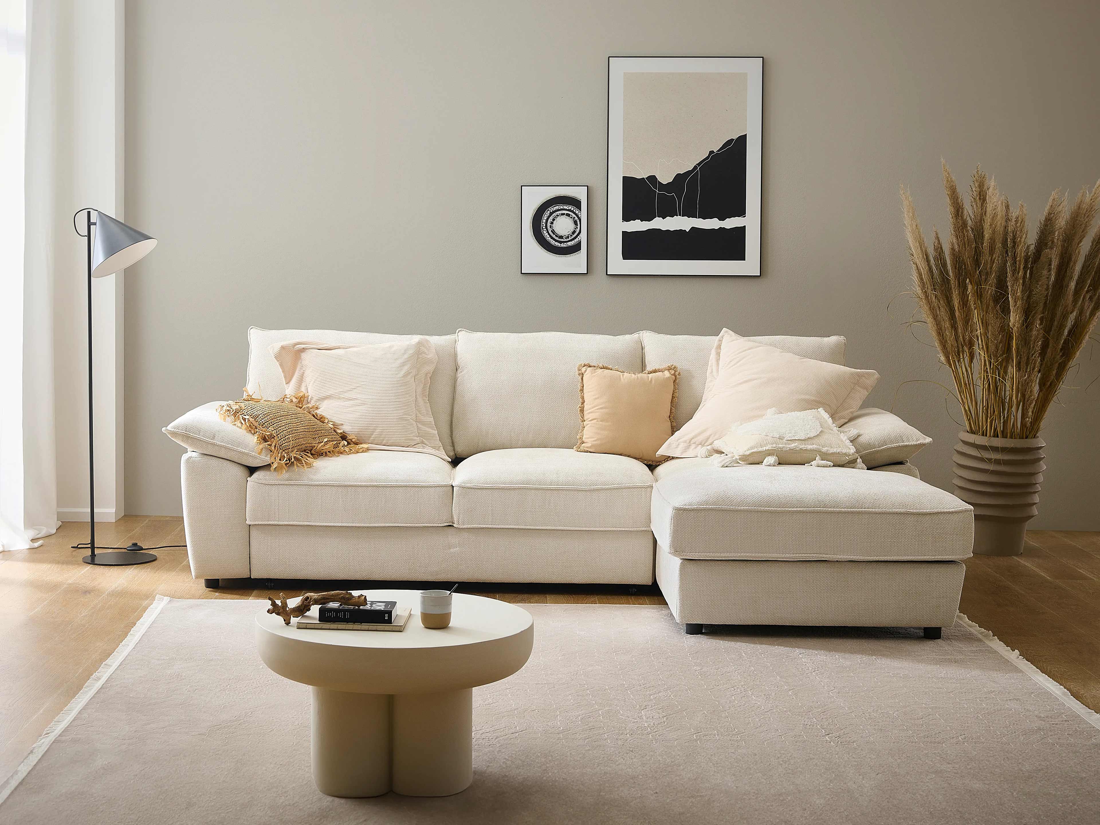 Ecksofa Kabs Polsterwelt mit hellbeigem Stoffbezug, gepolsterten Sitzflächen und Armlehne rechts