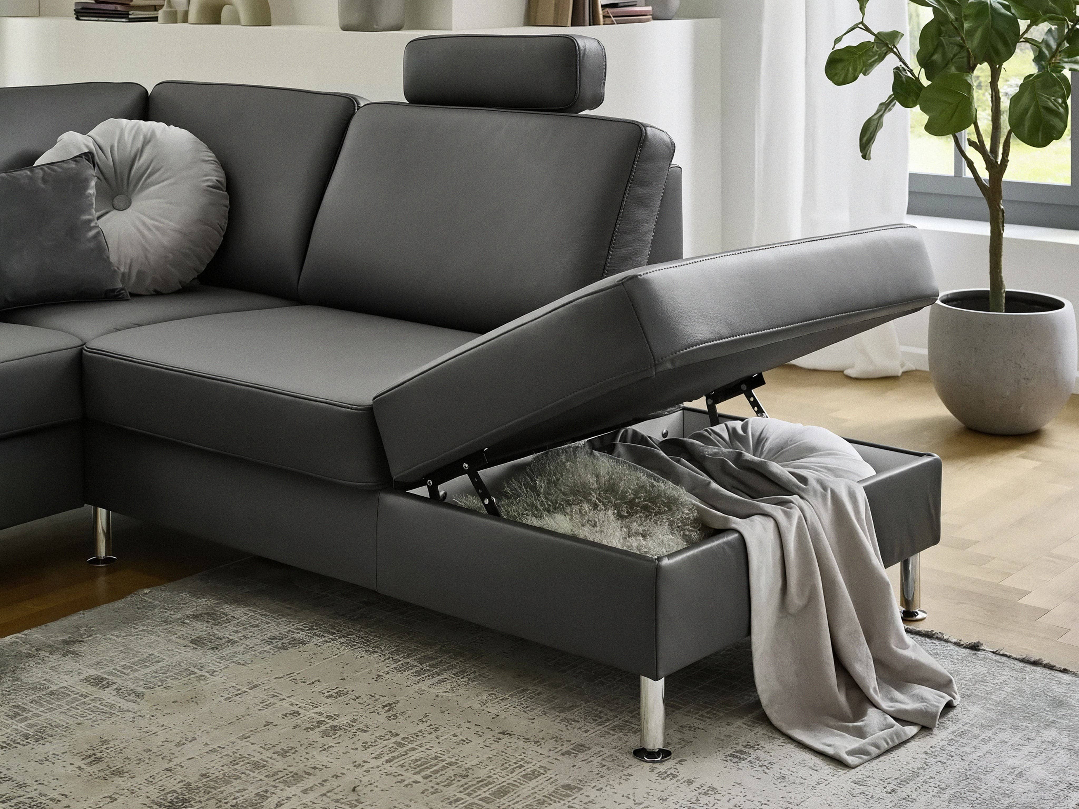 Ecksofa Modell mit grauem Lederbezug, verstellbarer Kopfstütze und offenem Stauraum im Sitzbereich