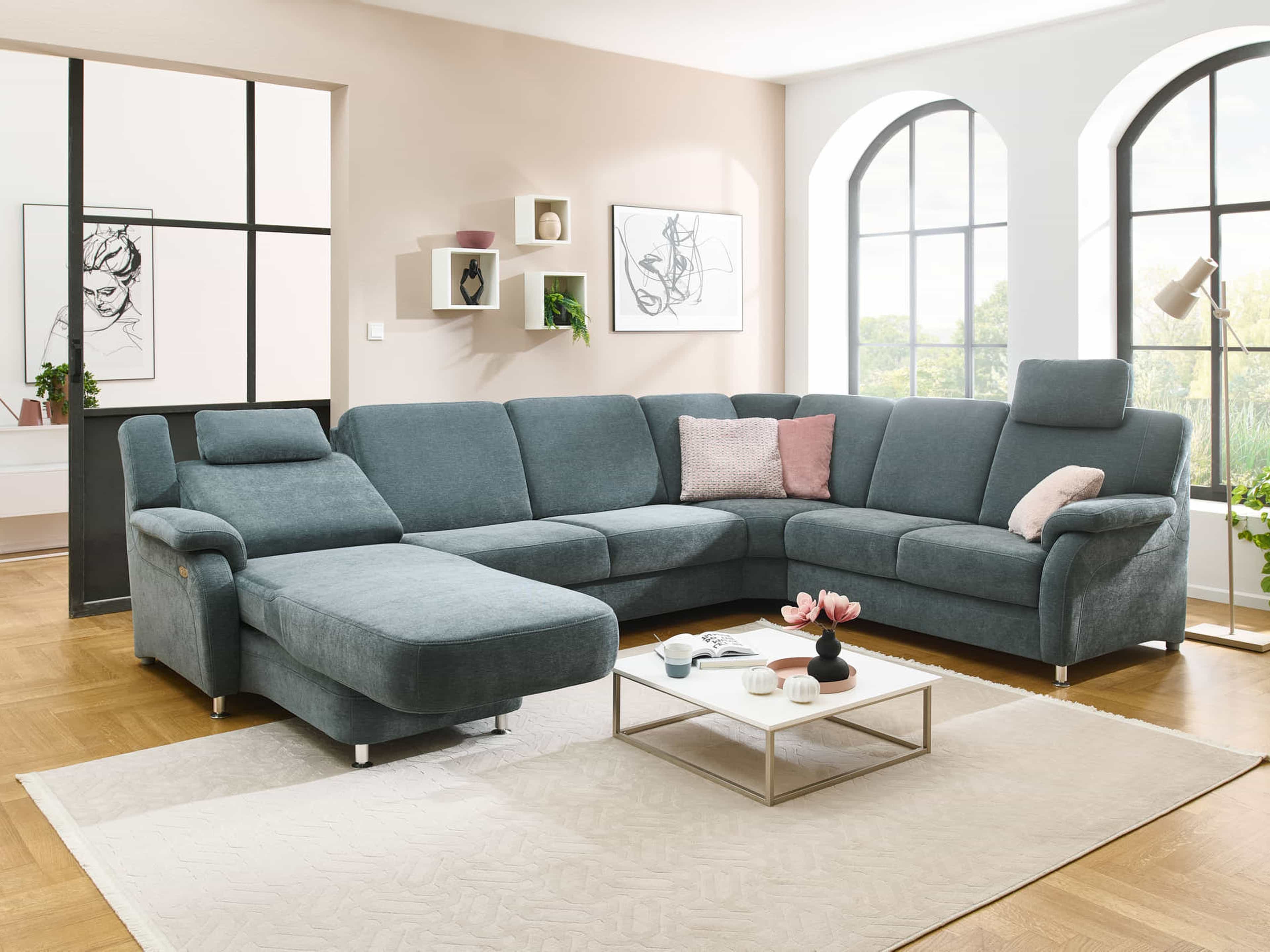 Ecksofa mit grauem Stoffbezug, linker Longchair, verstellbare Kopfstützen, schmale Armlehnen, Metallfüße
