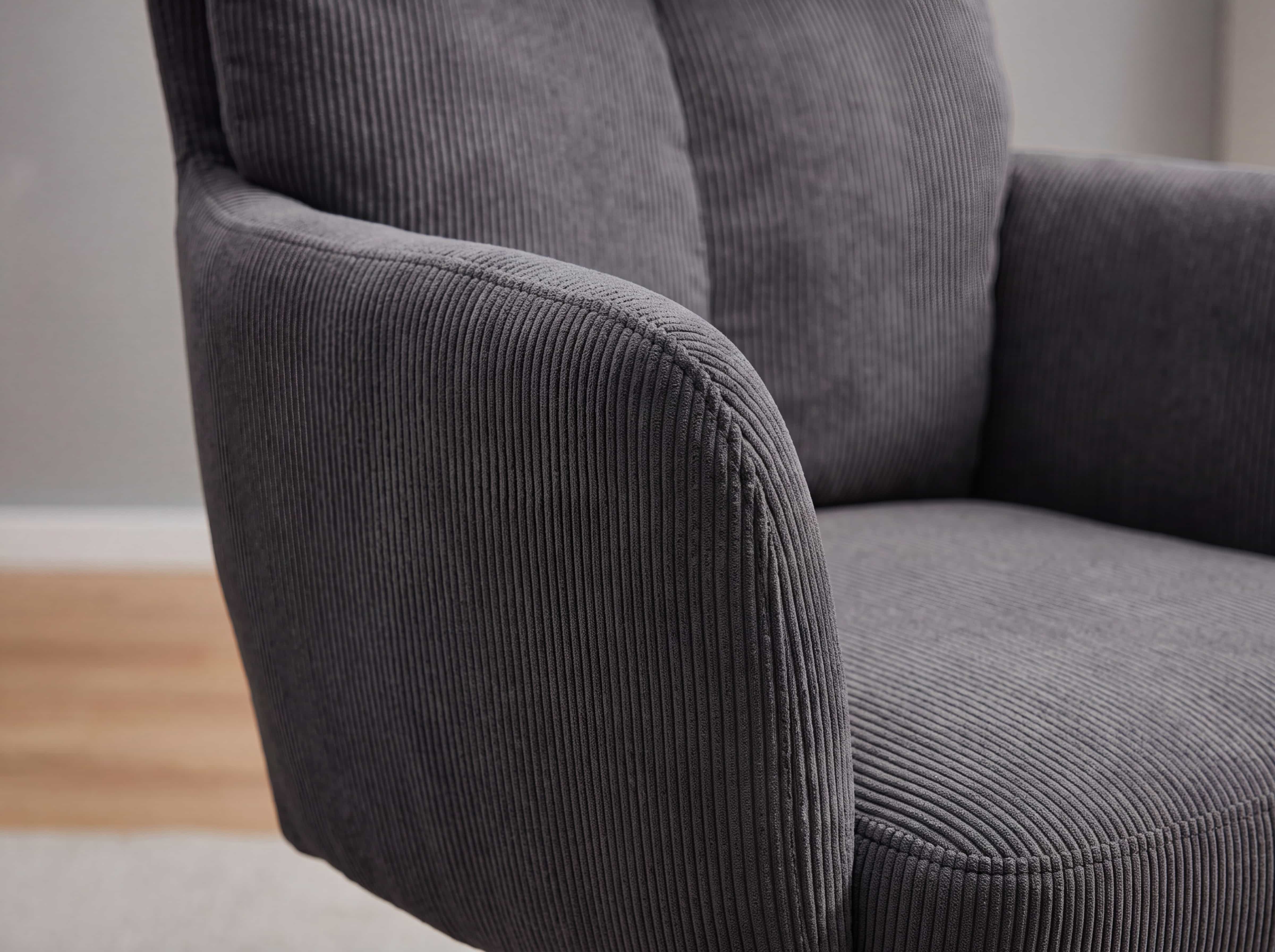 Sessel mit breiten Armlehnen, aus dunkelgrauem Cordstoff mit sichtbarer Rippenstruktur upholstery
