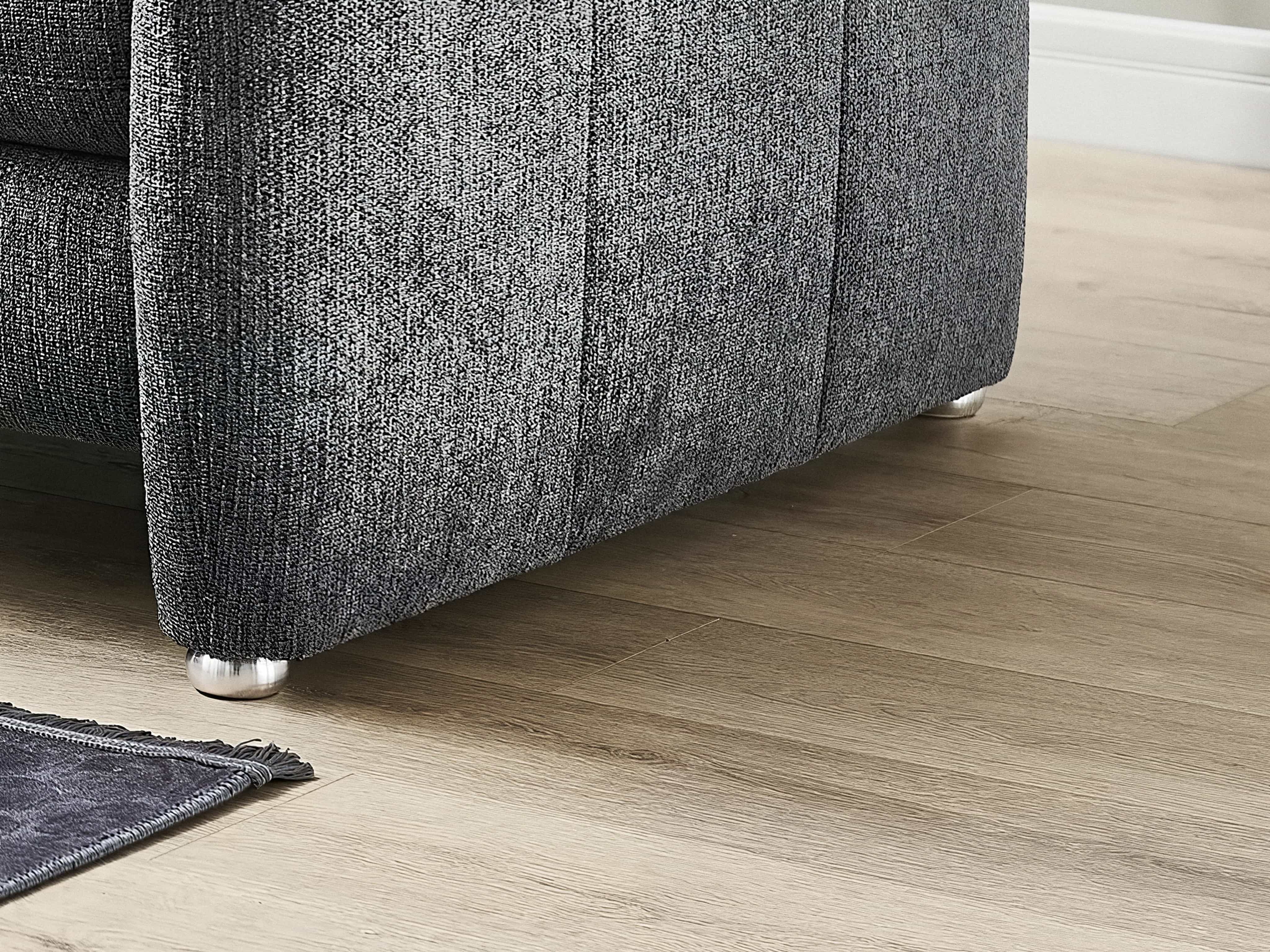 Ecksofa Kabs Polsterwelt mit grauem Stoffbezug und silbernen runden Metallfüßen