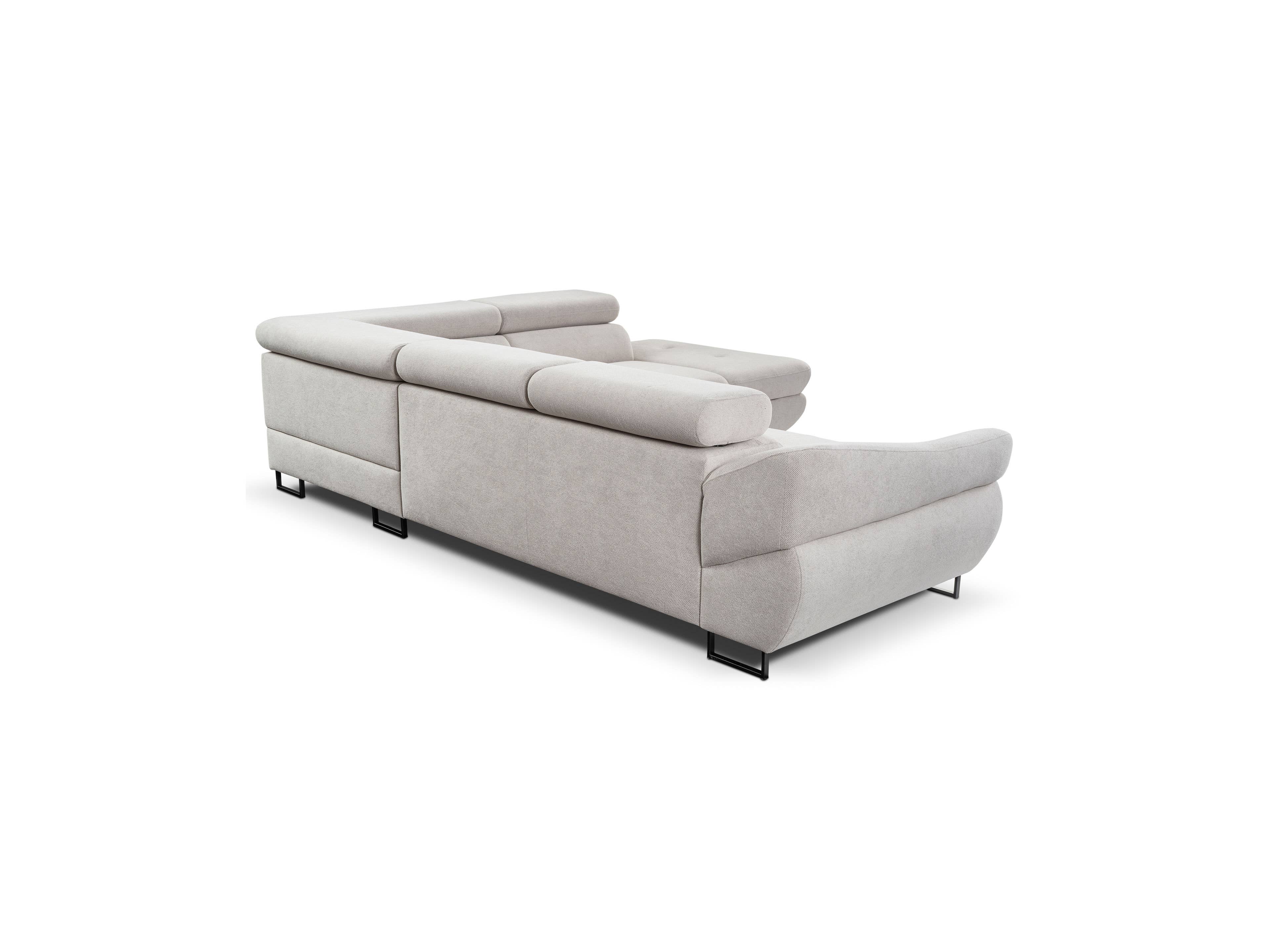 Ecksofa in L-Form mit hellgrauem Stoffbezug, breiten Armlehnen und schwarzen Metallfüßen