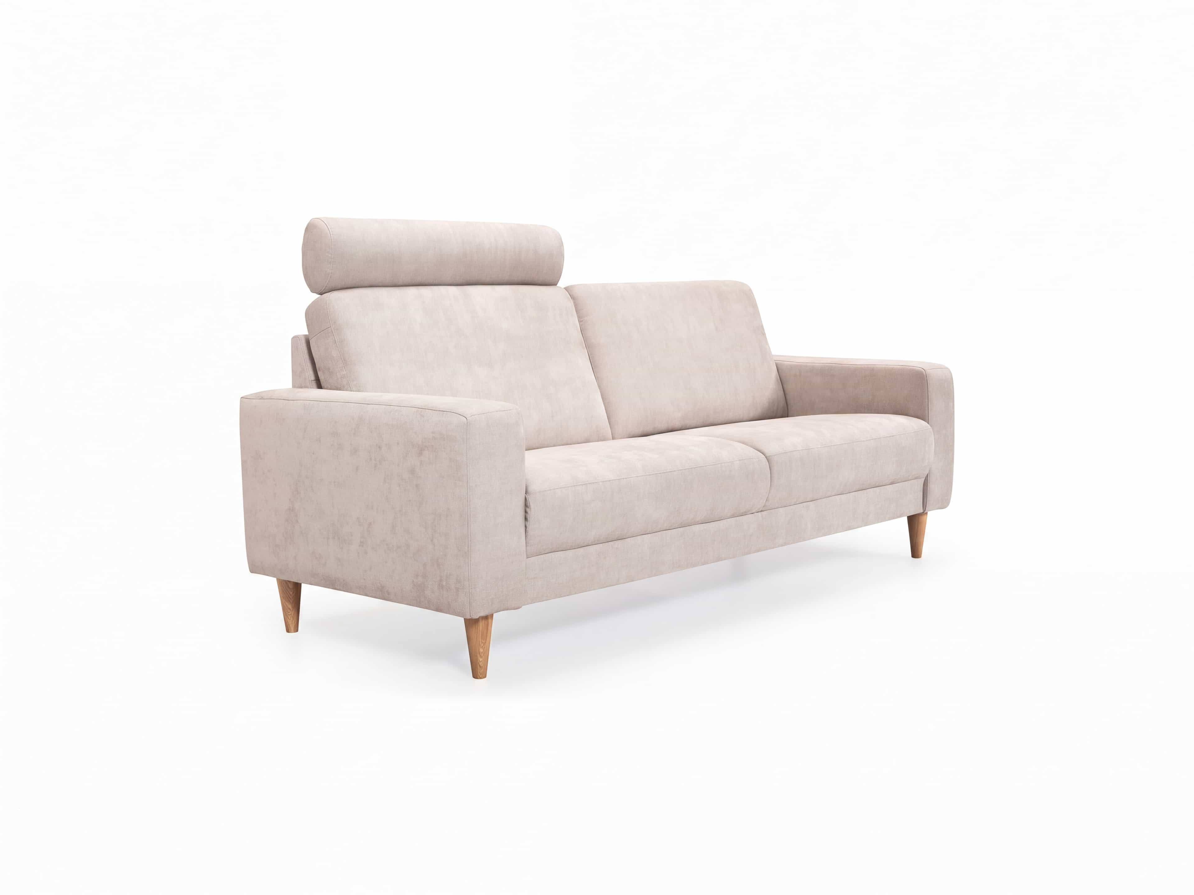 3-Sitzer Sofa Kabs mit beigem Stoffbezug, geraden Armlehnen und Holzfüßen, verstellbarem Kopfteil