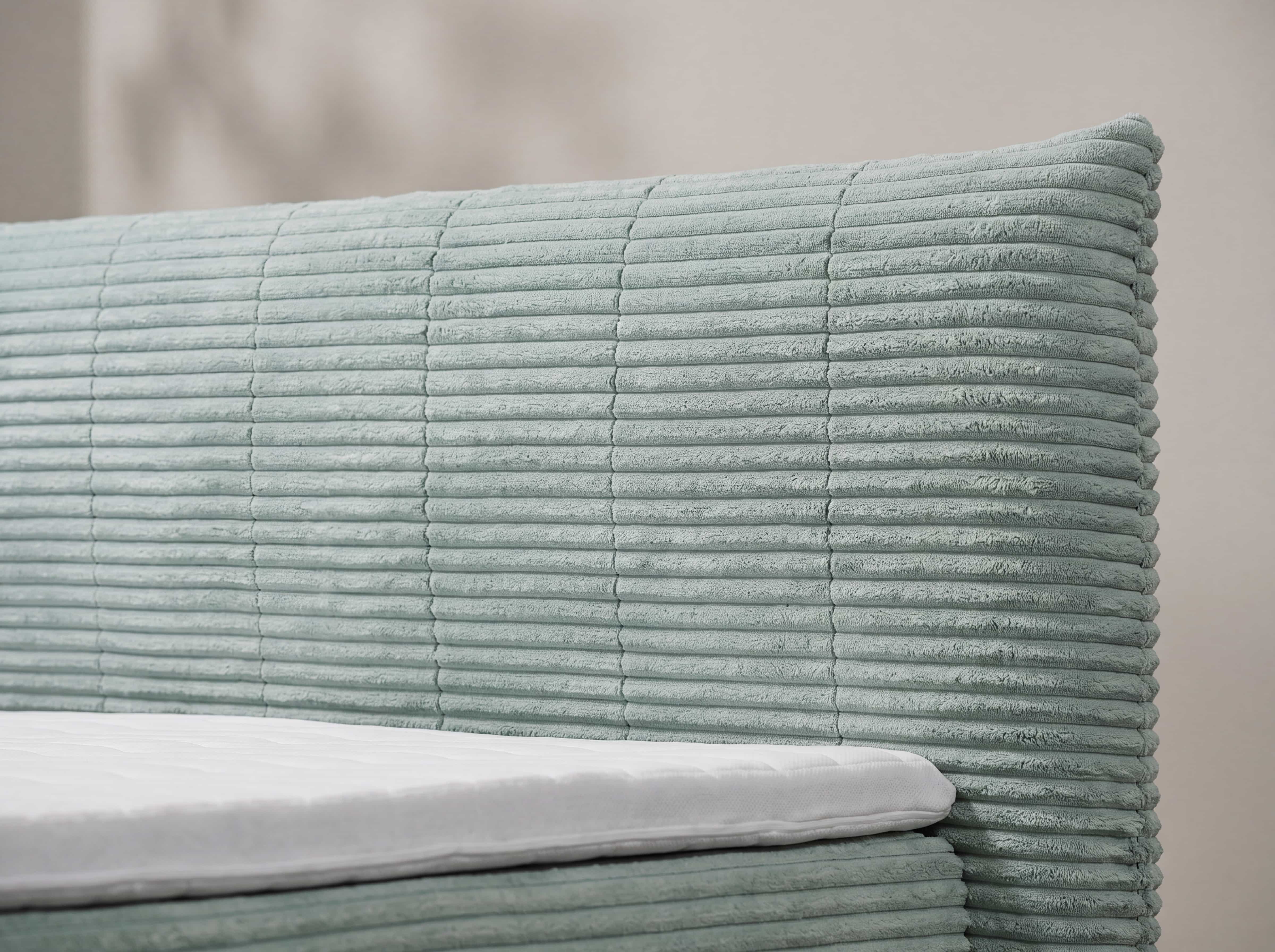 Boxspringbett Kabs Polsterwelt mit gepolstertem, geriffeltem Stoff-Kopfteil in hellem Mintgrün