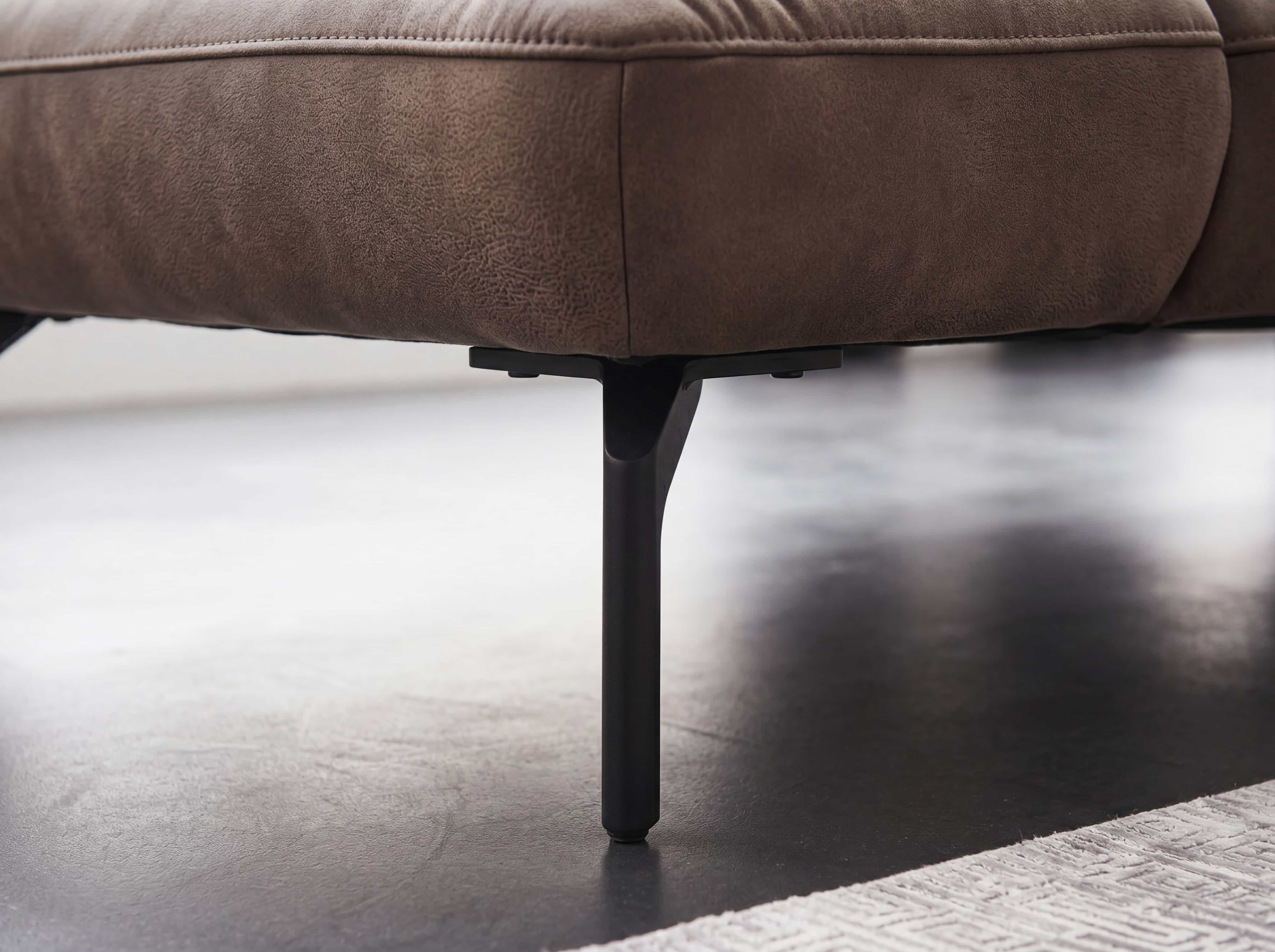 Sofaecke brauner Stoffbezug mit feiner Struktur, schwarzes Metallbein, gepolsterte Sitzfläche