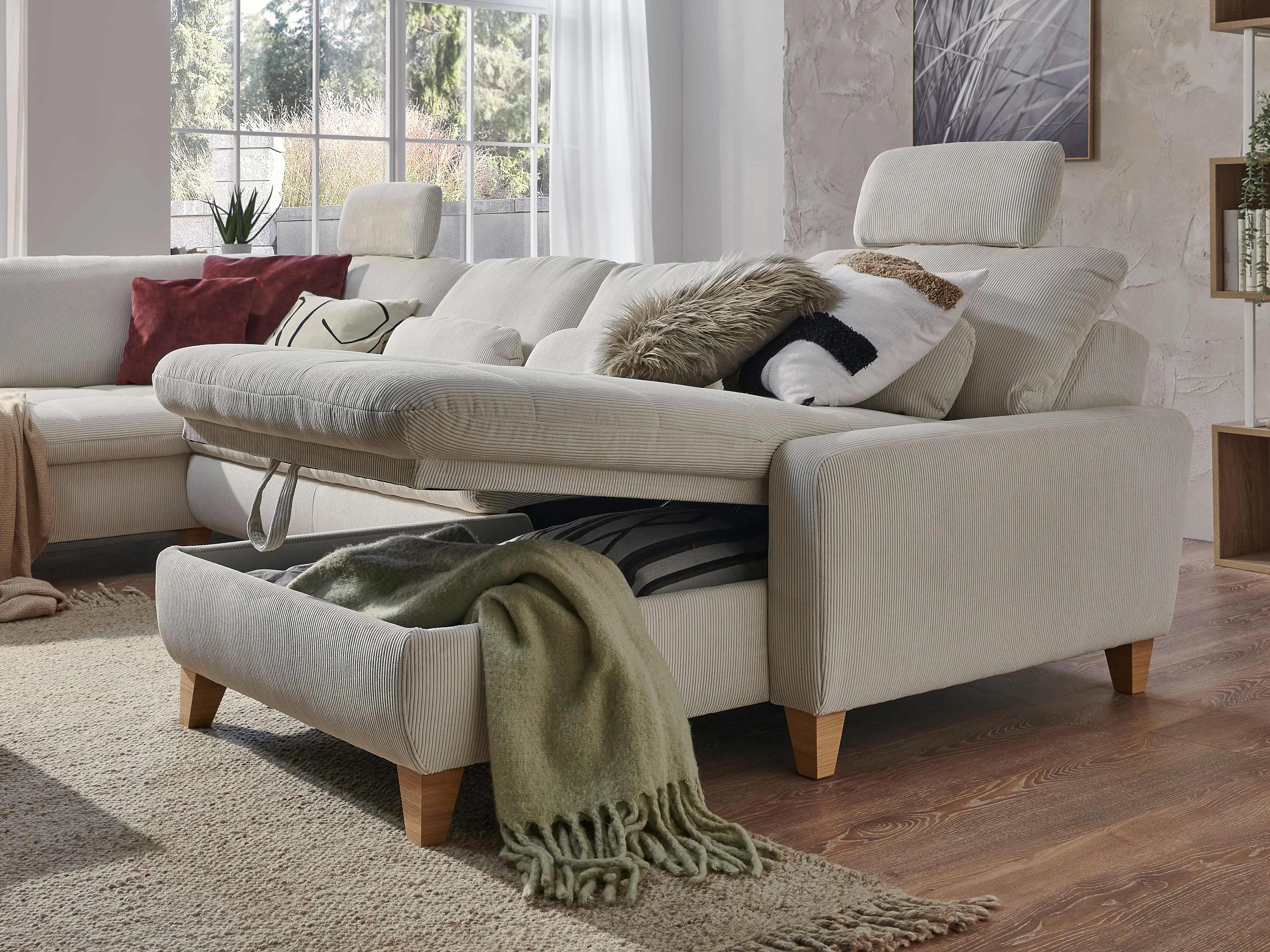 Ecksofa Kabs Polsterwelt mit beigem Stoffbezug, verstellbarem Kopfteil, Bettfunktion und Holzfüßen