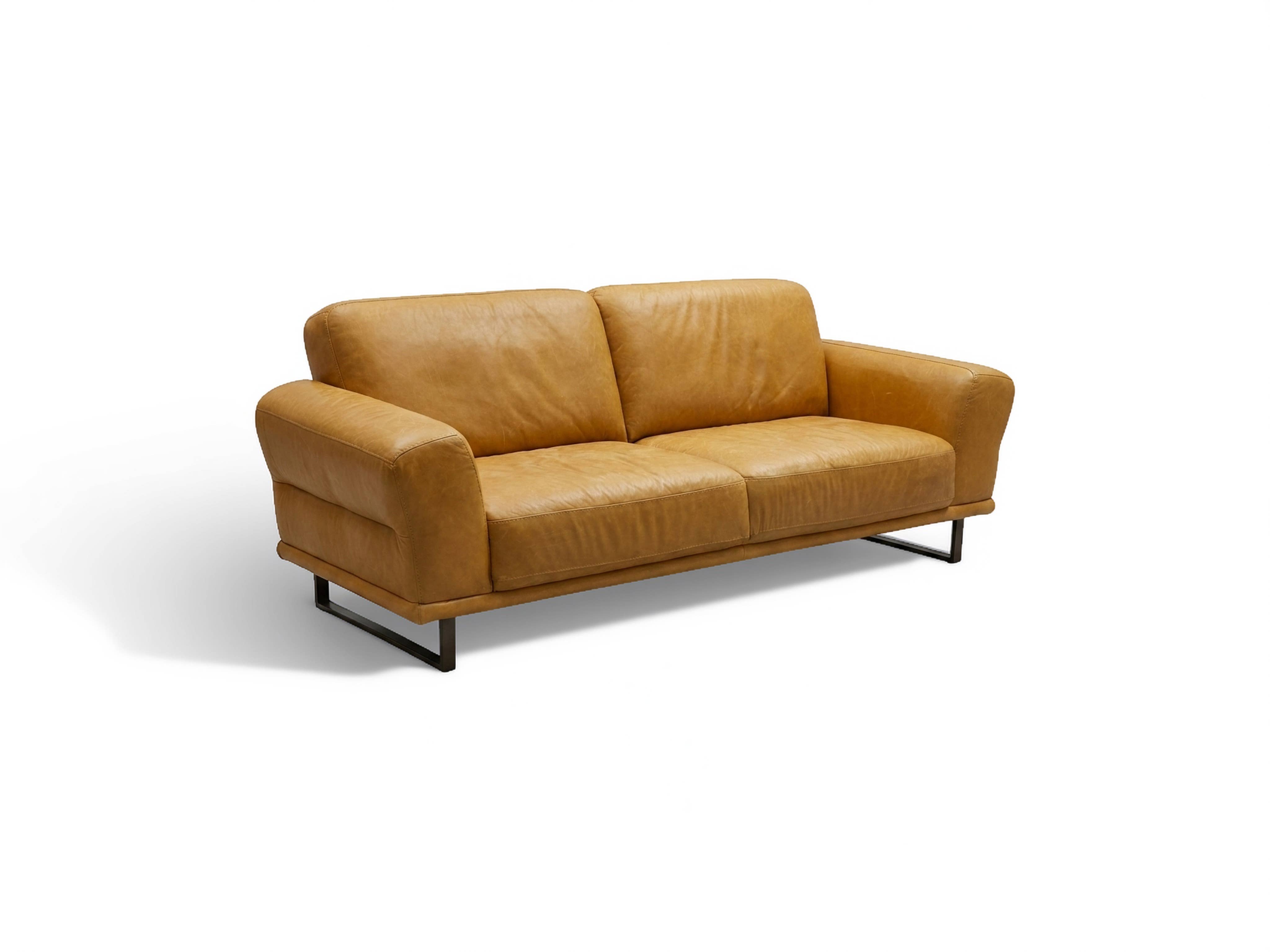 3-Sitzer Sofa Modellname, Lederbezug in Braun, breite Armlehnen, Metallkufen als Standfuß
